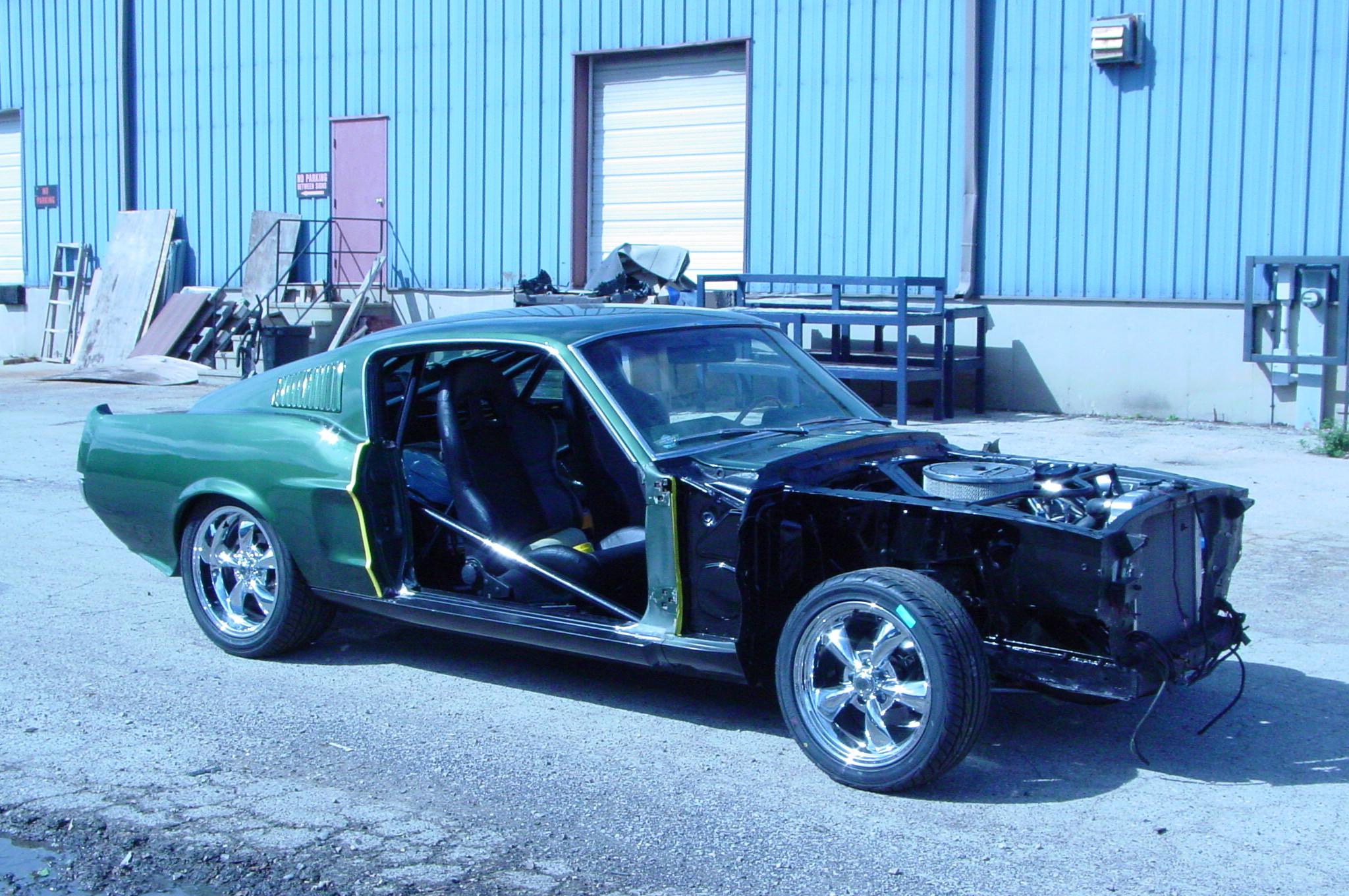 67 Mustang Fastback, 4 speed, 4 link, Tubbed, Roll Cage, Coil Overs